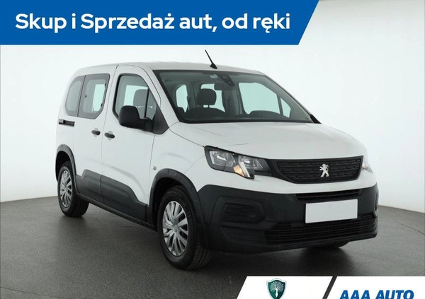 Peugeot Rifter cena 67000 przebieg: 83687, rok produkcji 2019 z Elbląg małe 121